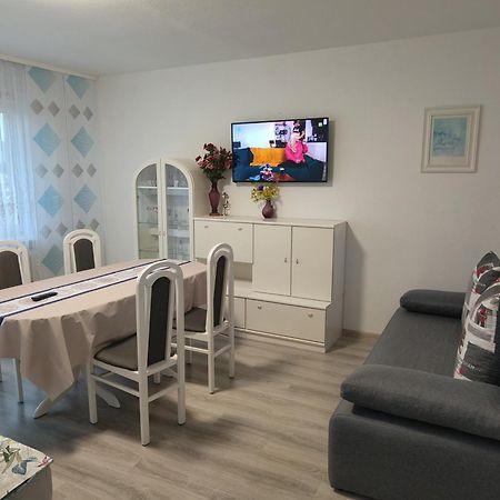 Mieszkanie Przy Parku Świnoujście Exterior foto